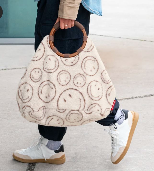 Reisenthel Loopbag Hobo Smiley ® teddy chocolate